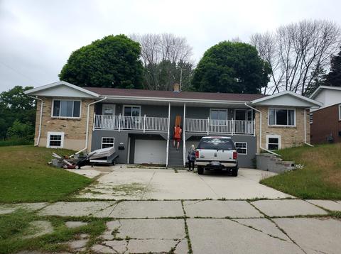 1924 S 14th, Manitowoc, WI 54220