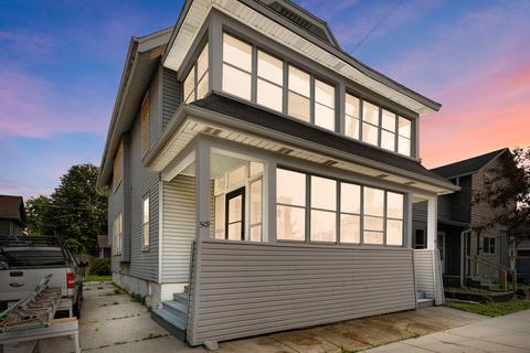 509 16th, Racine, WI 53403