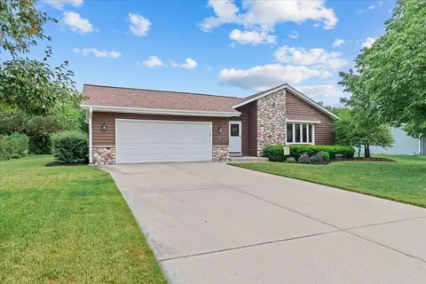n108w16498 Carriage, Germantown, WI 53022