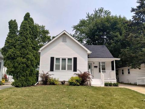 1121 Lathrop, Racine, WI 53405