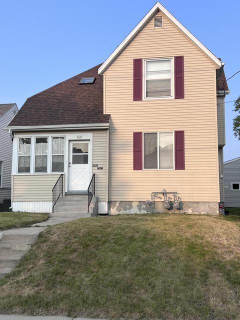 829 N 6th, Manitowoc, WI 54220