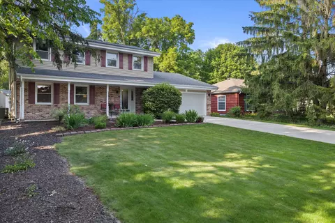 305 Wisconsin, Delafield, WI 53018