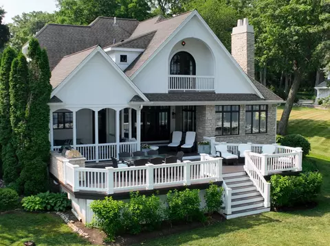 2901 South Shr, Delavan, WI 53115