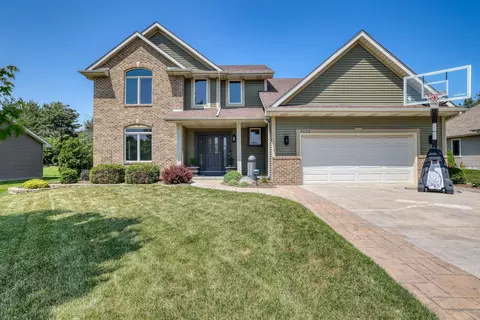 5028 Pine Tree, Racine, WI 53402