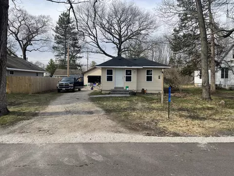 110 E Poplar, Silver Lake, WI 53170