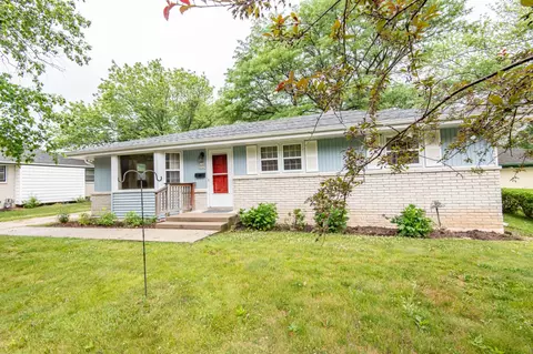 w144n8445 Macarthur, Menomonee Falls, WI 53051