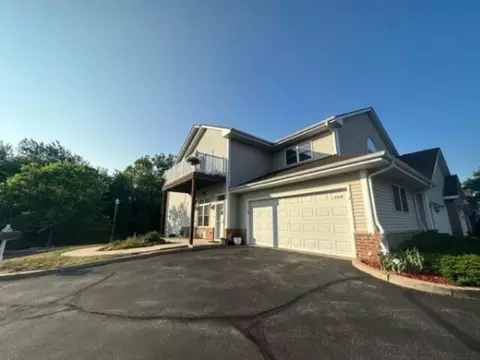 410 E Veterans #5, Mukwonago, WI 53149