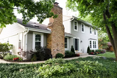 12970 W Scarborough, New Berlin, WI 53151