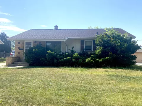 8742 W Ruby, Milwaukee, WI 53225