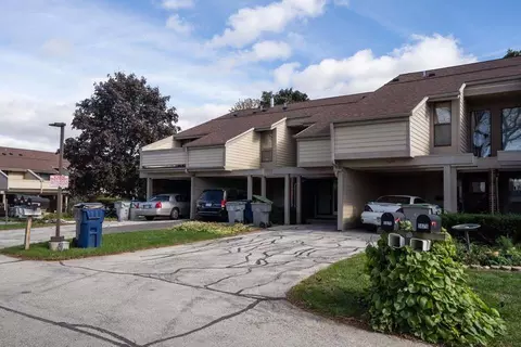 5674 S 27th, Milwaukee, WI 53221