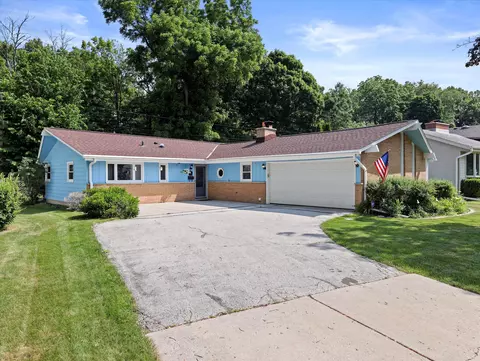 n93w17144 Grand, Menomonee Falls, WI 53051