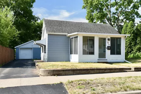 914 St James, La Crosse, WI 54603