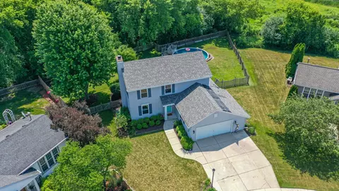 1909 Longbow, Waukesha, WI 53186