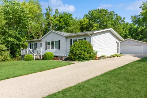 230 Petticoat, Genoa City, WI 53128