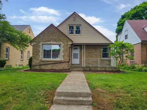 2829 N 80th, Milwaukee, WI 53222