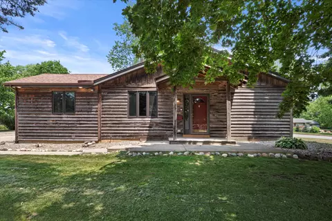 416 Lincoln, Mukwonago, WI 53149