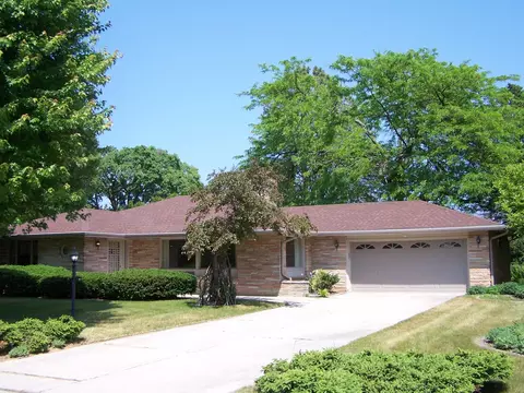 4211 S 14th, Sheboygan, WI 53081