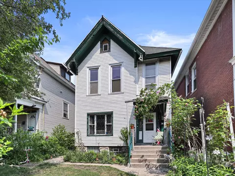 928 S 4th, Milwaukee, WI 53204