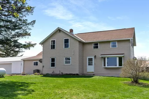 10720 Lax Chapel, Schleswig, WI 53042
