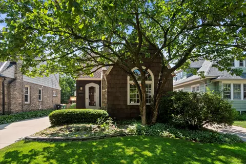 4467 N Morris, Shorewood, WI 53211