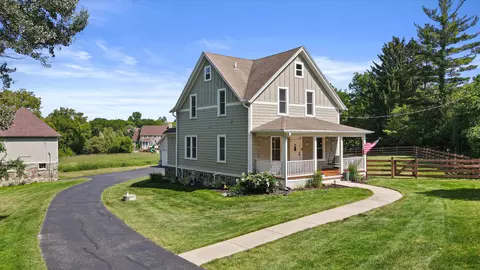 w302n1694 Maple, Delafield, WI 53072