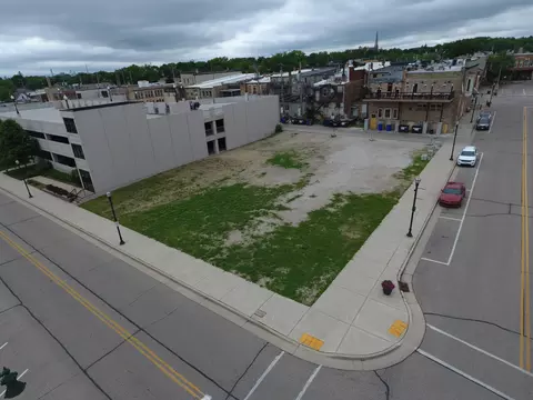 216 E Washington, Burlington, WI 53105