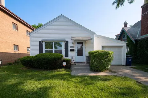 3806 Washington, Racine, WI 53405