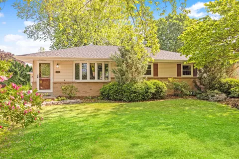 1733 Cherry, South Milwaukee, WI 53172