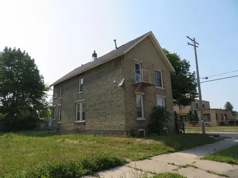 1840 Saint Clair, Racine, WI 53402