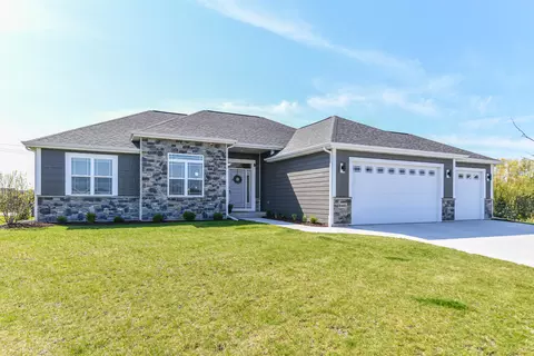8461 Ridgeway, Pleasant Prairie, WI 53158