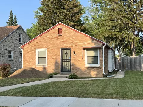 5246 N 27th, Milwaukee, WI 53209