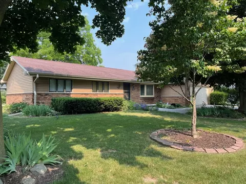 3805 Chapel, Brookfield, WI 53045