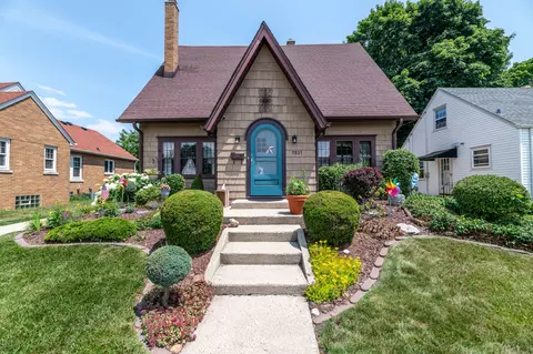 7521 24th, Kenosha, WI 53143