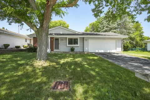 3351 Oakwood, Racine, WI 53406