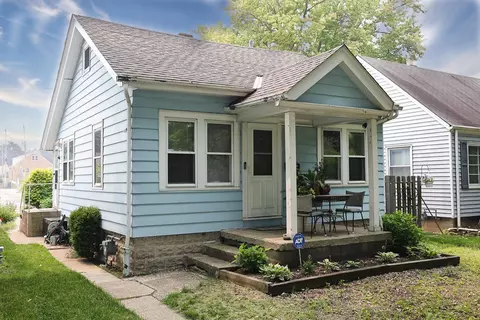 3117 W Manitoba, Milwaukee, WI 53215