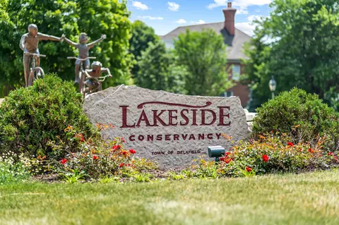 Lt16 Lakeside Ridge, Delafield, WI 53072