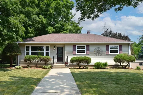 11928 W Cherry, Wauwatosa, WI 53226