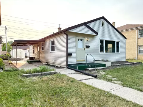 4573 N 76th, Milwaukee, WI 53218