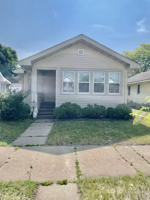 2010 Wood, La Crosse, WI 54603