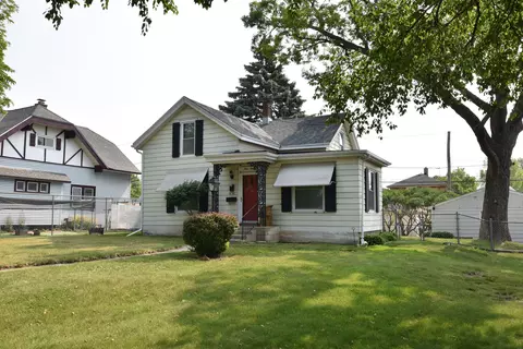 920 S 76th, West Allis, WI 53214