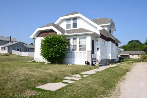 2011 Salisbury, West Bend, WI 53090