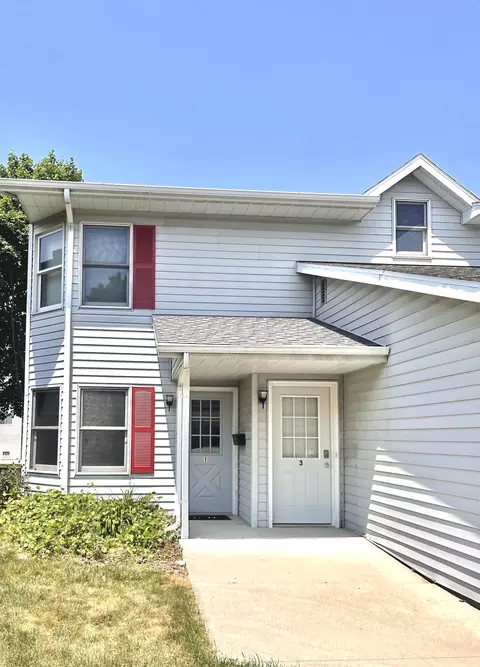 714 Woodview #1, Sheboygan Falls, WI 53085