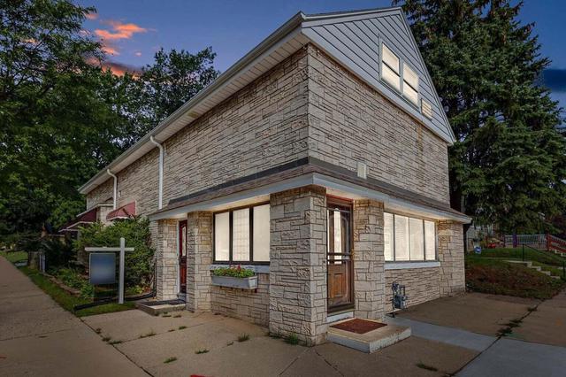 2079 S 92nd #9202-04 W BECHER ST, West Allis, WI 53227