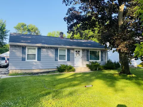 4176 Glenway, Wauwatosa, WI 53222