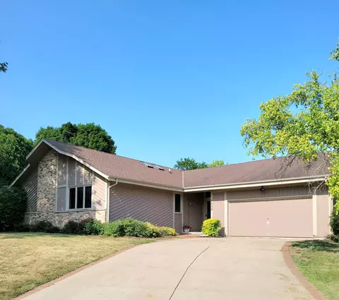 5230 S Meadowlark, Hales Corners, WI 53130