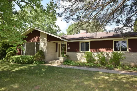 w127n12303 Knollwood, Germantown, WI 53022