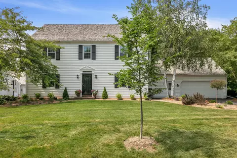 2505 W Norway, Mequon, WI 53092