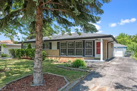 6202 W Marcy, Greenfield, WI 53220
