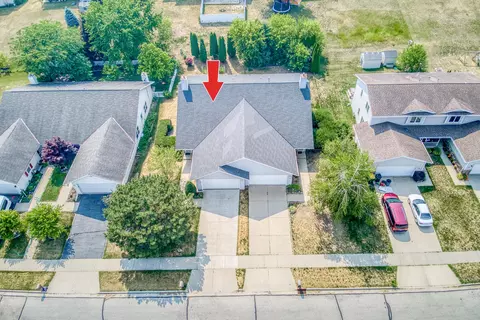 1118 Lee, West Bend, WI 53090