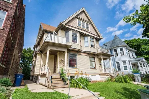 2587 N Murray #2589, Milwaukee, WI 53211